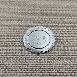 Sterling Silver NRE Initials Name Scrolled Pin Brooch A5593
